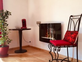 A9CA83ED-9246-49A2-BC72-E2A8F28A4756